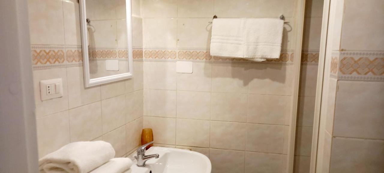 Charme De Rome Vatican Apartment Eksteriør billede
